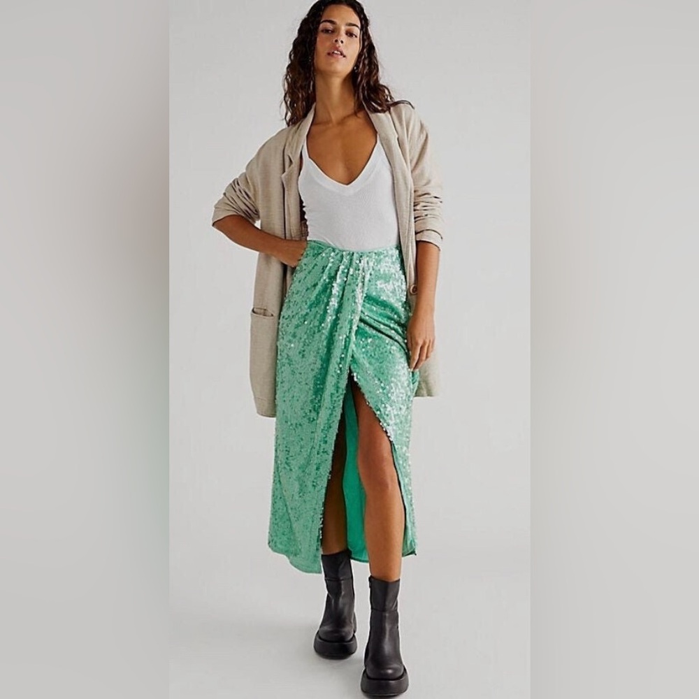 NWOT Free People Sequin Poet “Sarong” Skirt $228  Size 2